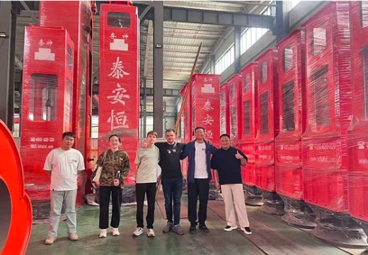 海外客戶考察泰安恒大機(jī)械工廠